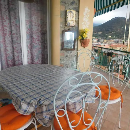 Casa Formis Apartman Levanto